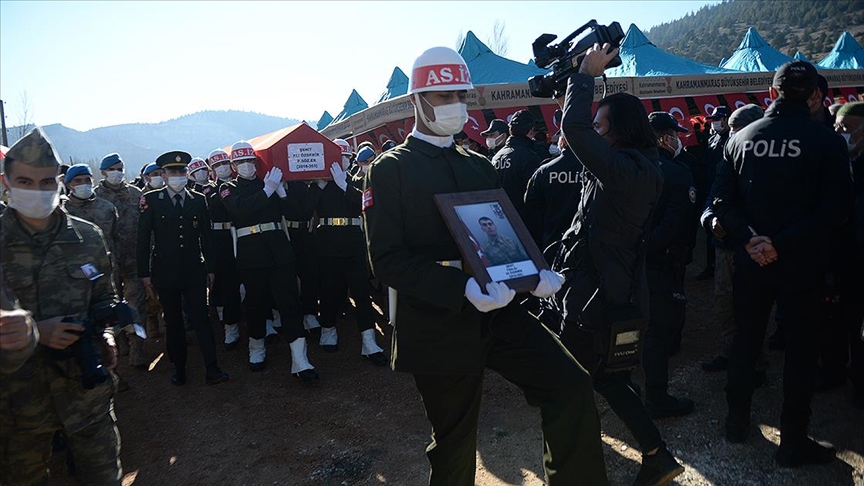 Hakkari'de çığ düşmesi sonucu şehit olan asker Kahramanmaraş'ta son yolculuğuna uğurlandı