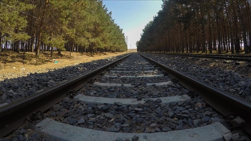 Pakistan signs letter on trilateral railway project