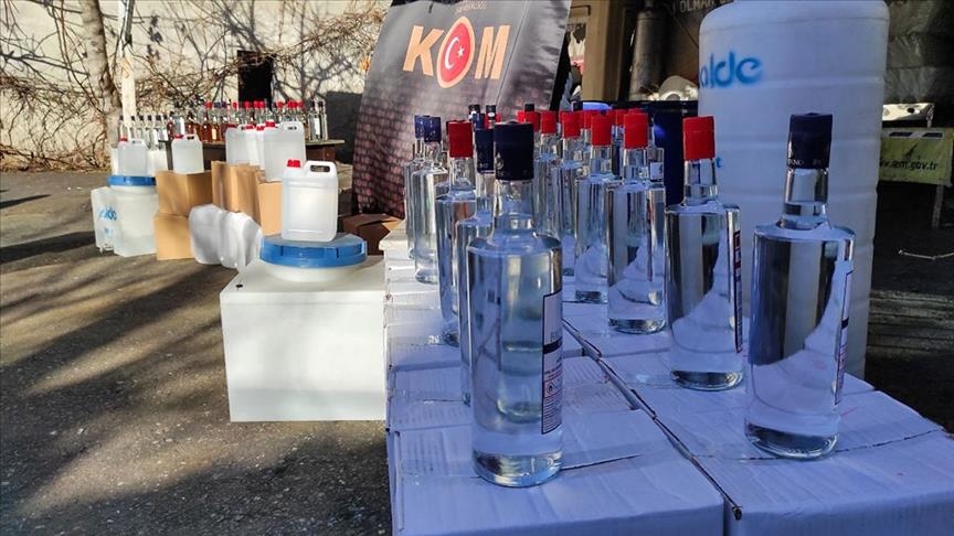 Turkey: 2.5 tons bootleg alcohol seized pre-New Year’s