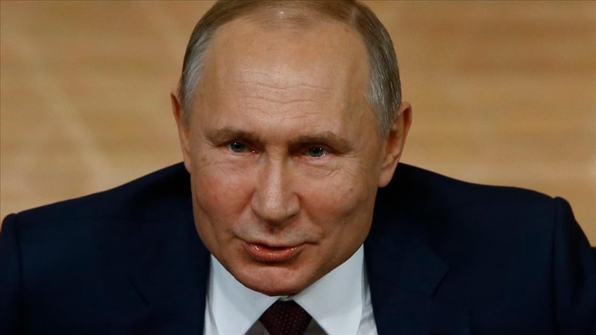 Presidente de Rusia firma leyes que podrían ‘censurar’ a Facebook y YouTube