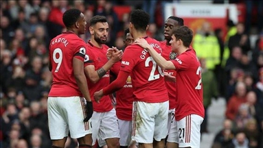 MU bergabung dengan Liverpool di puncak klasemen dengan 33 poin