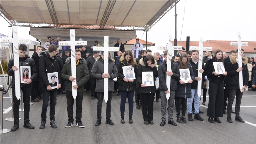 U Rakitnom kod Posušja sahranjeno šestero mladih preminulih u novogodišnjoj noći