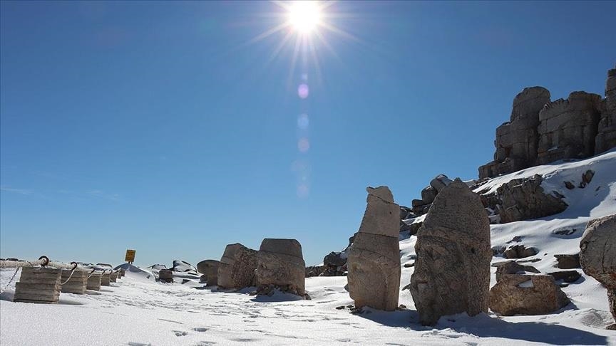 Turkey: Mt. Nemrut drew 500,000+ tourists in 5 years