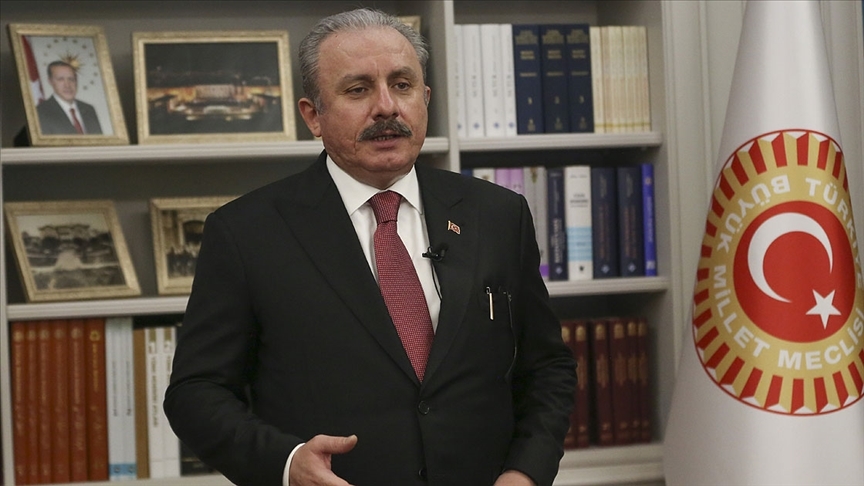 TBMM Başkanı Mustafa Şentop 'Bayrak Şairi' Arif Nihat Asya'yı andı