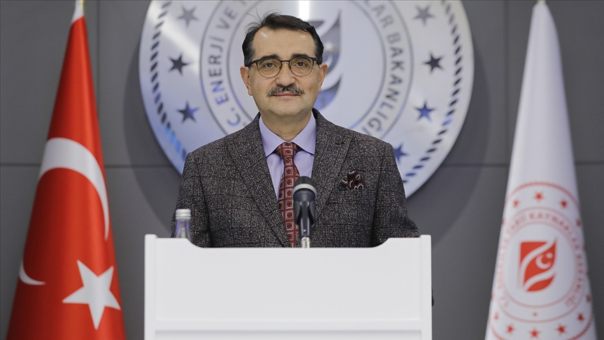 Enerji ve Tabii Kaynaklar Bakanı Dönmez: Güneşte mini YEKA yarışmaları için başvurular 2 ay içinde alınacak