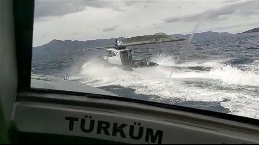 2 Greek Coast Guard boats removed from Turkish waters