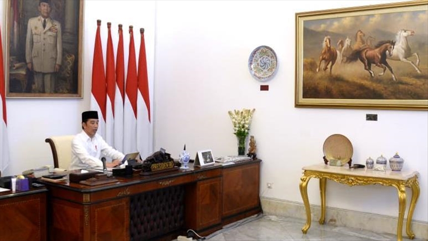 Jokowi: Yang tak mau divaksin Covid-19 merugikan diri sendiri dan orang lain
