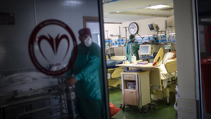 Türkiye'nin koronavirüsle mücadelesinde son 24 saatte yaşananlar
