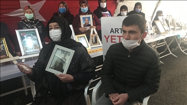 Malbateke din beşdarî çalakiya rûniştinê ya dayikên Diyarbekirê bû