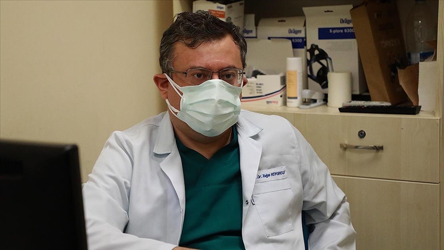Kovid-19'u yenen Anestezi ve Reanimasyon Uzmanı Koyuncu: Arkadaşlarım akciğer filmime bakmamı yasaklamıştı