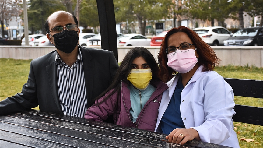 Akademisyen çift Türkiye'nin ilk mRNA aşısı için ter döküyor