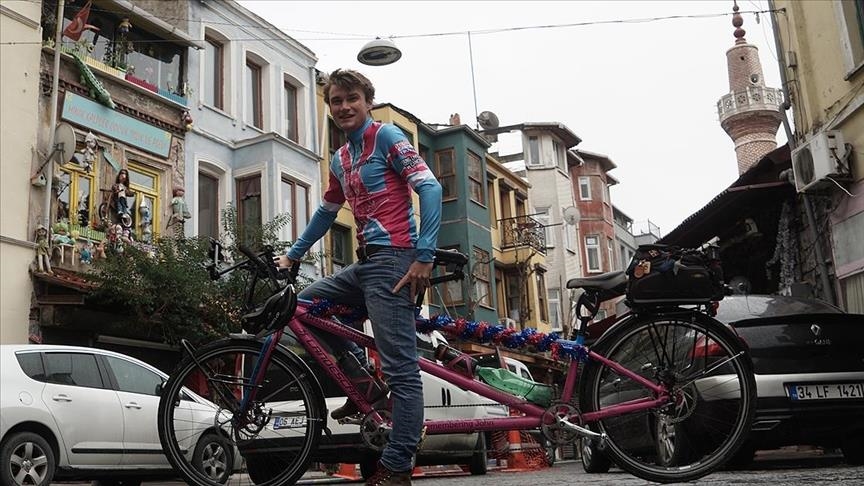 Cycling Brit fund-raiser for cancer reaches Istanbul