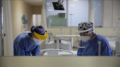 Turkey reports around 9,500 new coronavirus cases