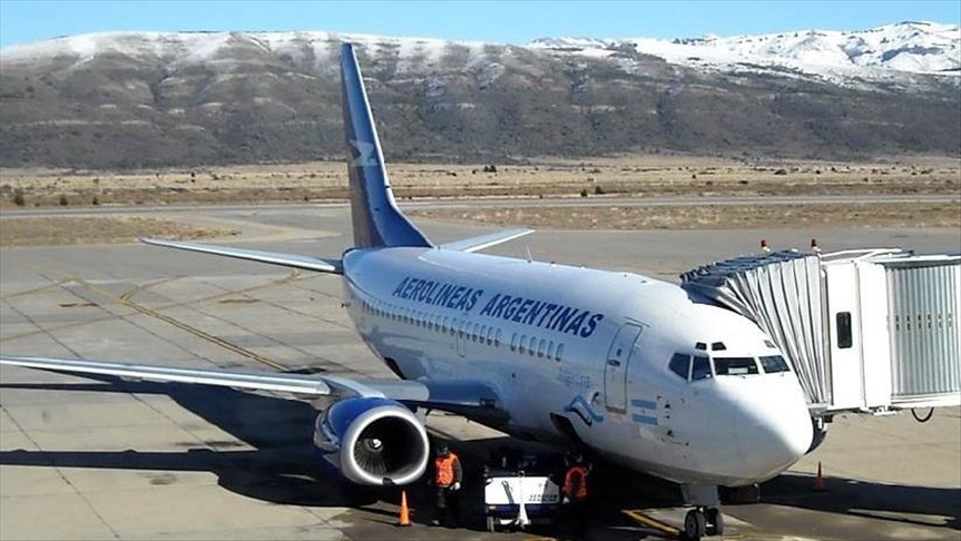 Argentina envía un avión a Rusia que retornará al país con 300 mil vacunas contra la COVID-19
