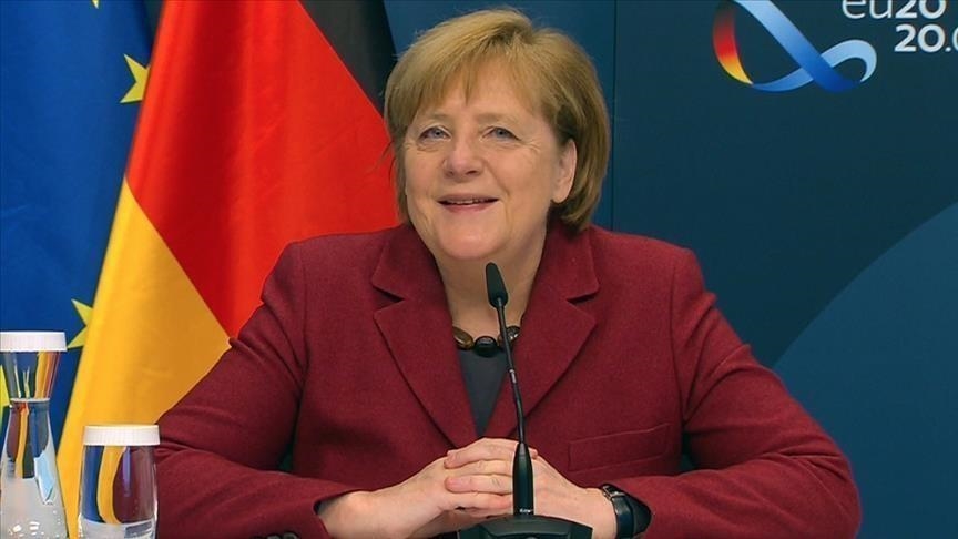 Allemagne: le parti de Merkel élit son nouveau chef samedi 