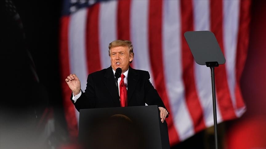 ترەمپ: "داواى دان بەخۆداگرتن لە ئەمريكييەكان دەكەم"
