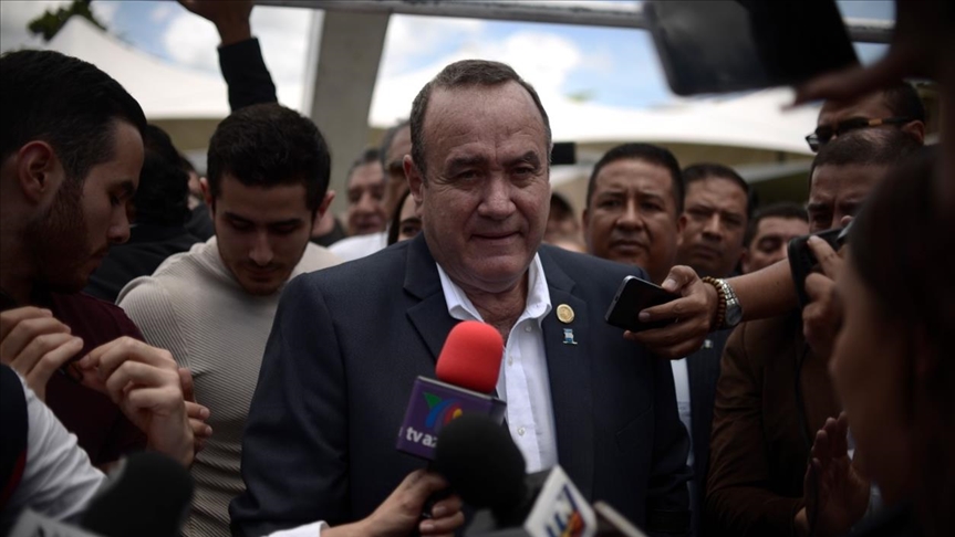 El presidente de Guatemala cumple su primer año en el poder con índices mínimos de popularidad
