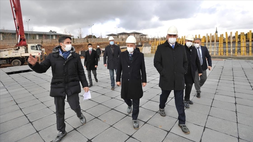 Kültür ve Turizm Bakanı Ersoy, inşaatı süren 15 Temmuz Müzesi'nde incelemelerde bulundu