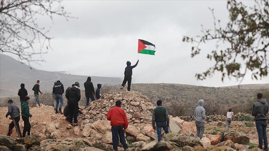 Forcat izraelite plagosin 10 palestinezë gjatë protestave në Bregun Perëndimor