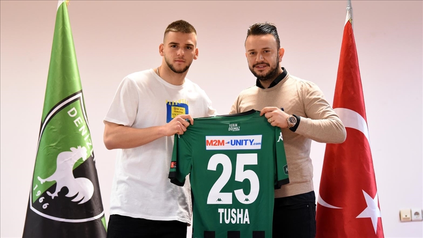 Futbollisti kosovar, Veton Tusha, nënshkruan kontratë me Denizlispor