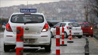 MEB'den sürücü ve çeşitli kursların hafta sonu yapılacak sınavlarına ilişkin düzenleme