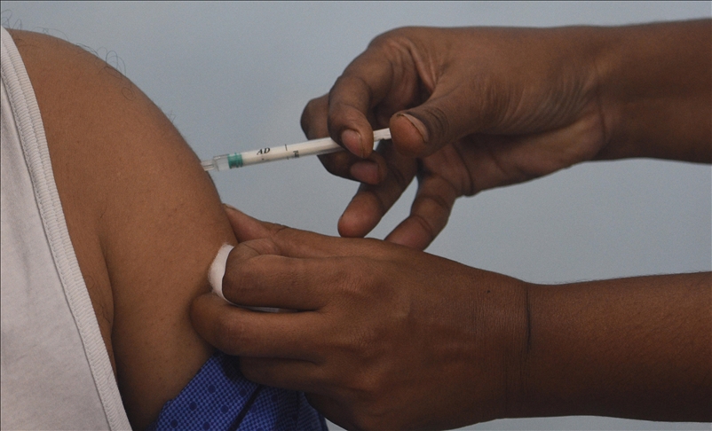 Индија ја започна најмасовната вакцинација против Ковид-19 во светот