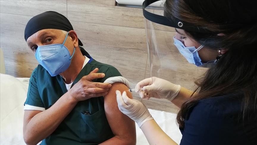 Turkey: 650,000+ health workers vaccinated in 3 days