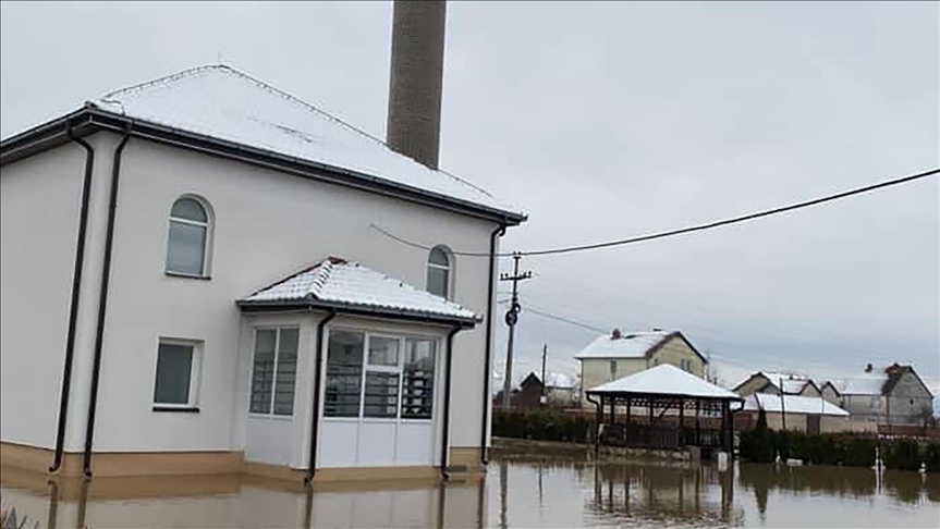 Kosovë, tre xhami të dëmtuara dhe një e rrënuar tërësisht si pasojë e vërshimeve të 11 janarit