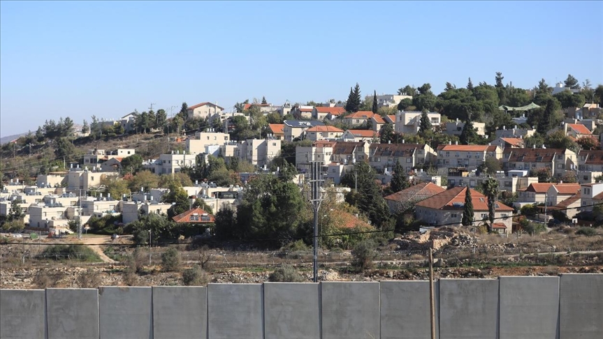 Reino Unido pide a Israel que cese construcción de asentamientos en territorios palestinos ocupados