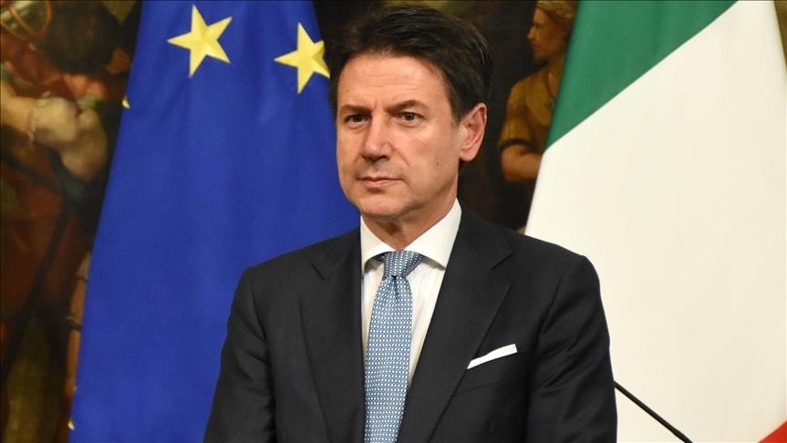 Italy: Premier urges parliament to help save his gov't