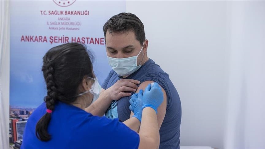 Turkey's COVID-19 vaccination goes on at full speed