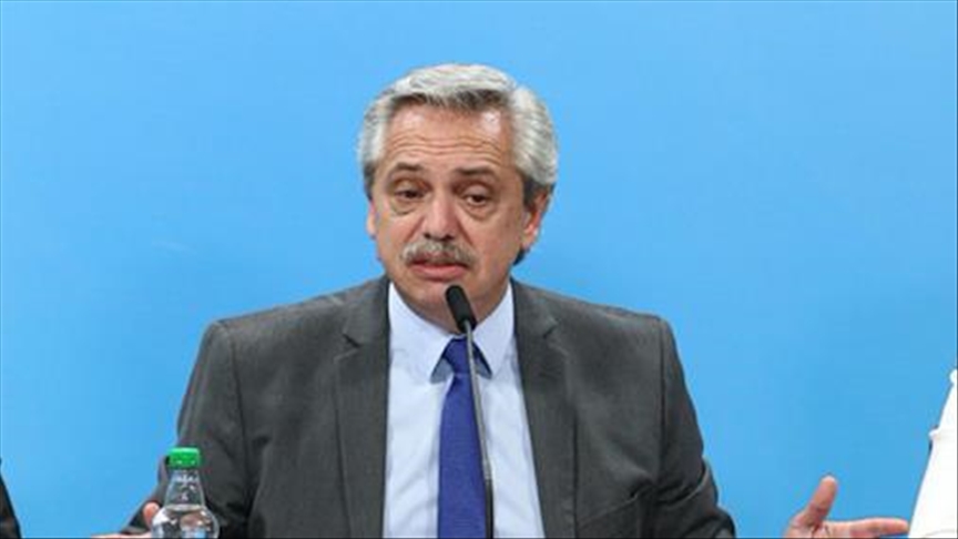 Presidente de Argentina habría iniciado diálogos con Moderna para obtener su vacuna contra el coronavirus
