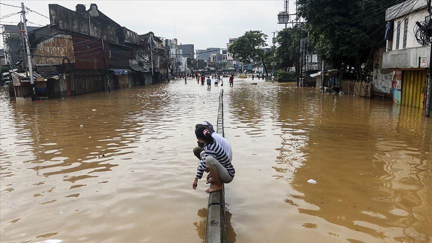 Indonezi, që nga viti i ri fatkeqësitë natyrore morën jetën e 145 personave