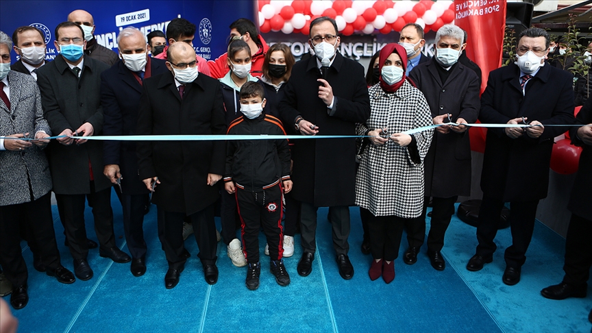 Bakan Kasapoğlu: Fırat'ın Dicle'nin kuzularını, gençlerimizin istikbalini çakallara kaptırmayacağız