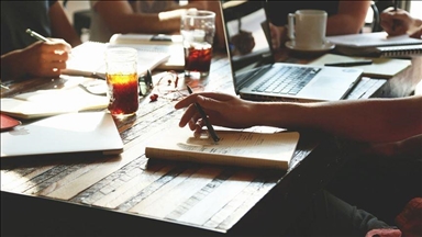 Language teaching to shift to e-learning in post-virus era
