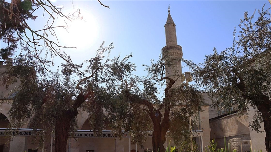 YPG/PKK'lı teröristlerin Kilis'teki camiye roketli saldırısı hafızalardaki yerini koruyor