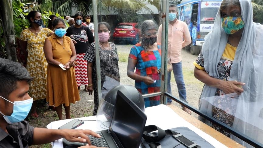 Sri Lankë, pas dhjetë muajsh hapen kufijtë për turistët