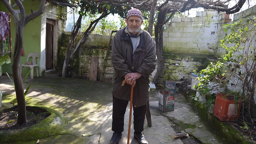 Aydın'da 96 yaşındaki Kovid-19 hastası sağlığına kavuştu