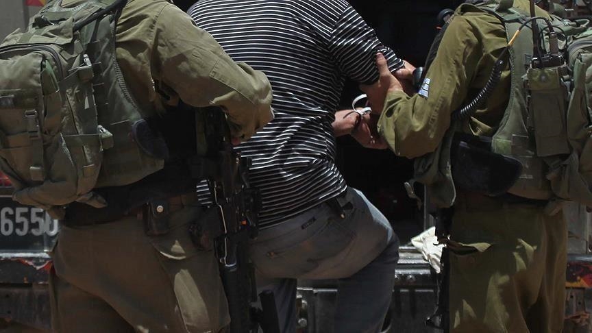 Israeli army detains 17 Palestinians across West Bank