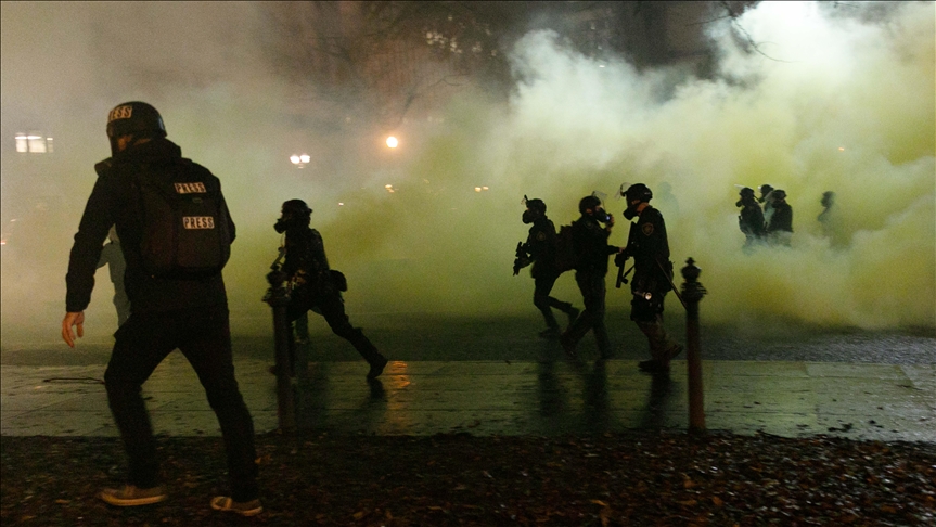 US: Portland rioters, police clash on Inauguration Day