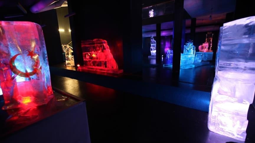 Turkey’s ‘ice museum’ lets visitors take polar strolls