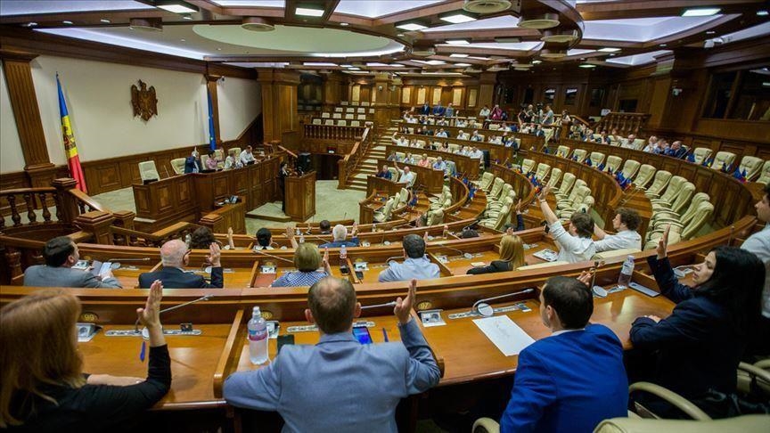 В Молдове отменили закон об официальном статусе русского языка