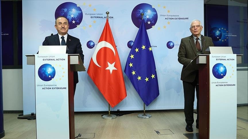 Çavuşoğlu në Bruksel: Të krijohet atmosferë pozitive në marrëdhëniet Turqi-BE