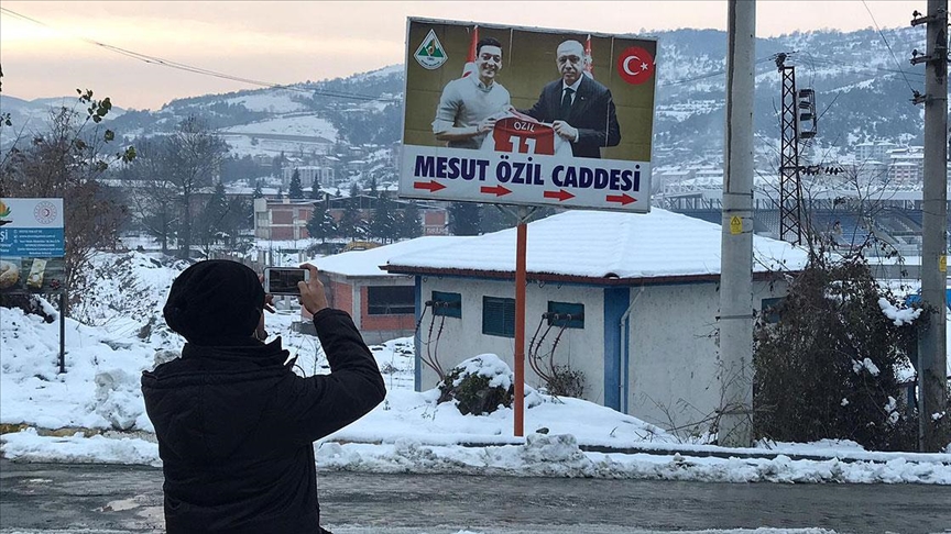 Mesut Özil'in Fenerbahçe'ye transferi hemşehrilerini heyecanlandırdı