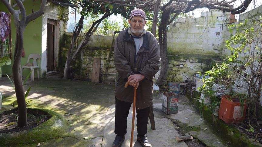 Турција: 96-годишнен пациент победи во битката против Ковид-19