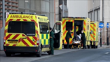 UK reports 1,290 new deaths from COVID-19