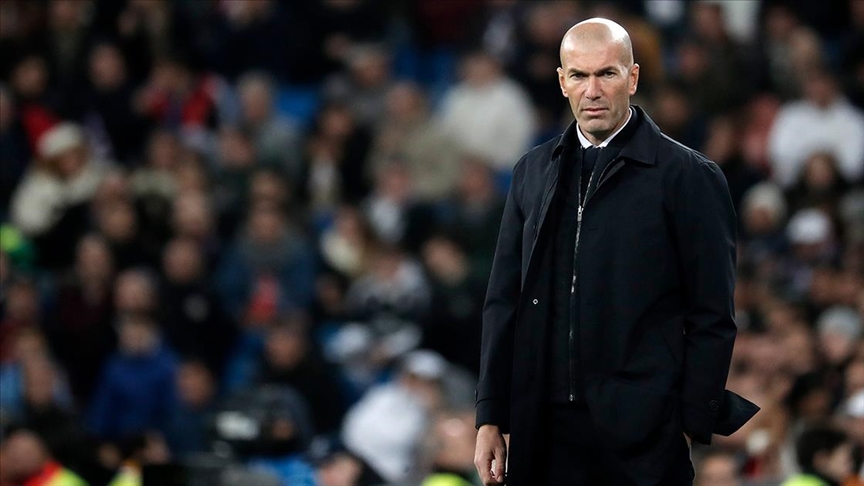 Real Madrid Teknik Direktörü Zidane'ın Kovid-19 testi pozitif çıktı