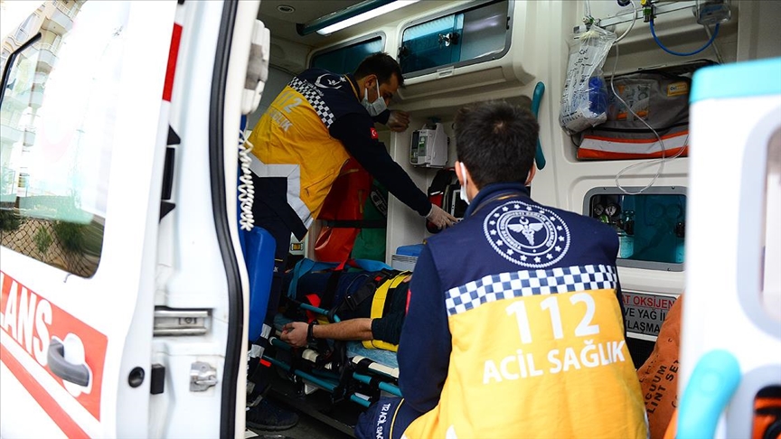 Kovid-19'un fedakar savaşçıları 'can kurtarma' görevini sürdürüyor