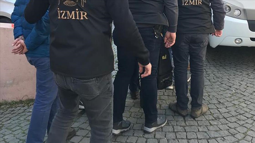 FETÖ'nün TSK yapılanmasına yönelik İzmir merkezli operasyonda tutuklu sayısı 111'e yükseldi
