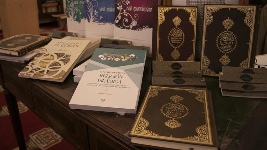 Dijaneti turk dhuron libra në gjuhën spanjolle për muslimanët në Argjentinë
